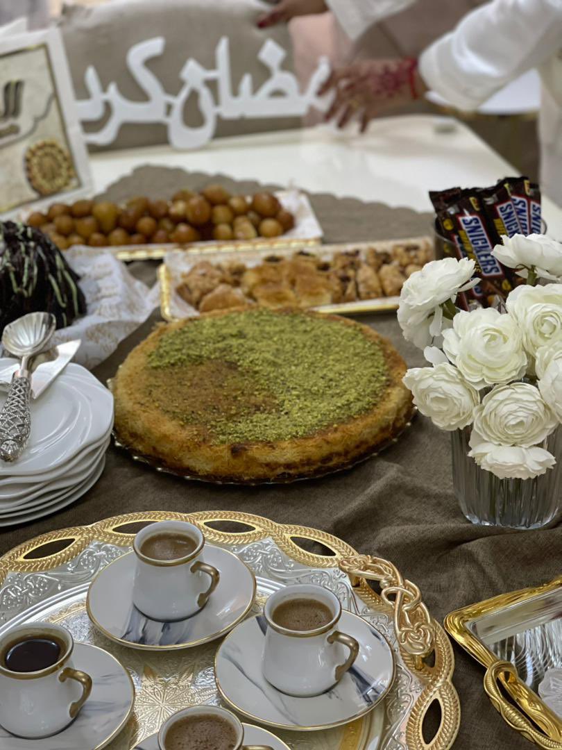 sase32789's tweet photo. 12/رمضان 🌙 
اللّهمَ لا تجعل رَمضان يَمّضي إلا وقَد 
أعطَيت كلً مِنا مُرادهُ ورَويتَ فؤادهُ بفيضِ 
كرّمكَ وحقَقتَ ما كُنا نظنّهُ مُستحيلاً. https://t.co/5kD4SDREij