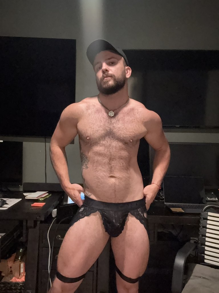 Pup Lykos-Eric Fuller tweet media