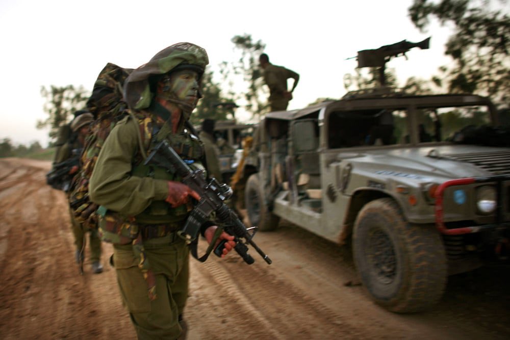 BREAKING:

Israel carried out a ground operation in Iran involving the Mossad and special forces.

According to Al Arabiya, citing sources, the operation took place overnight. No further details have been provided.

The Israeli side has not commented on the reports.