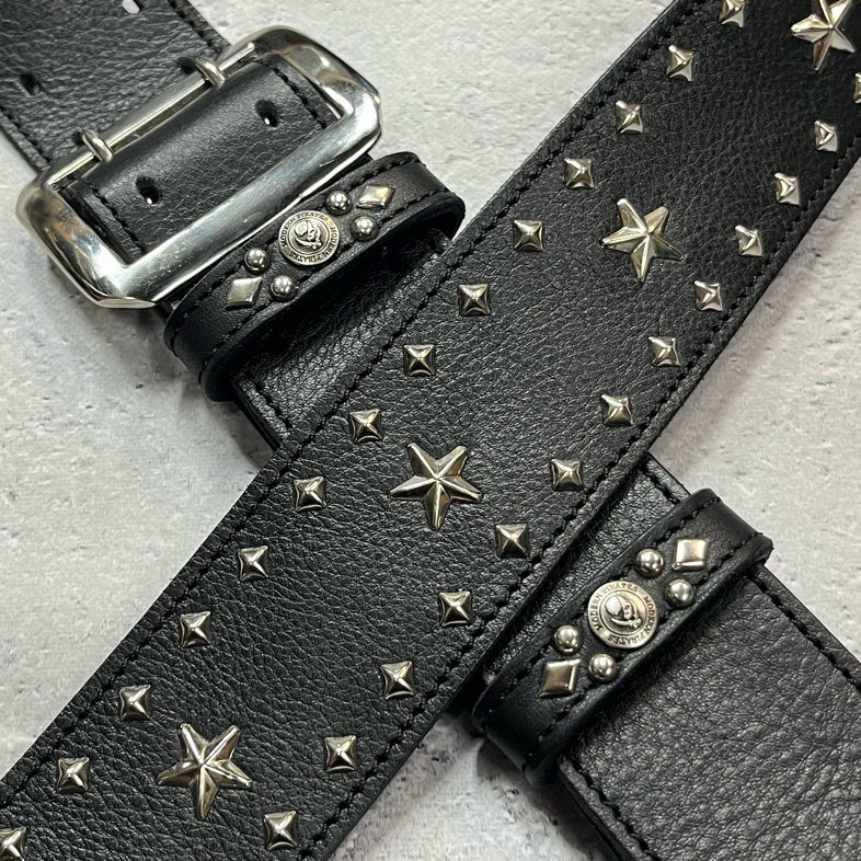 柔らかい国産の高級クロムレザーを使用した50mm幅のギターストラップ