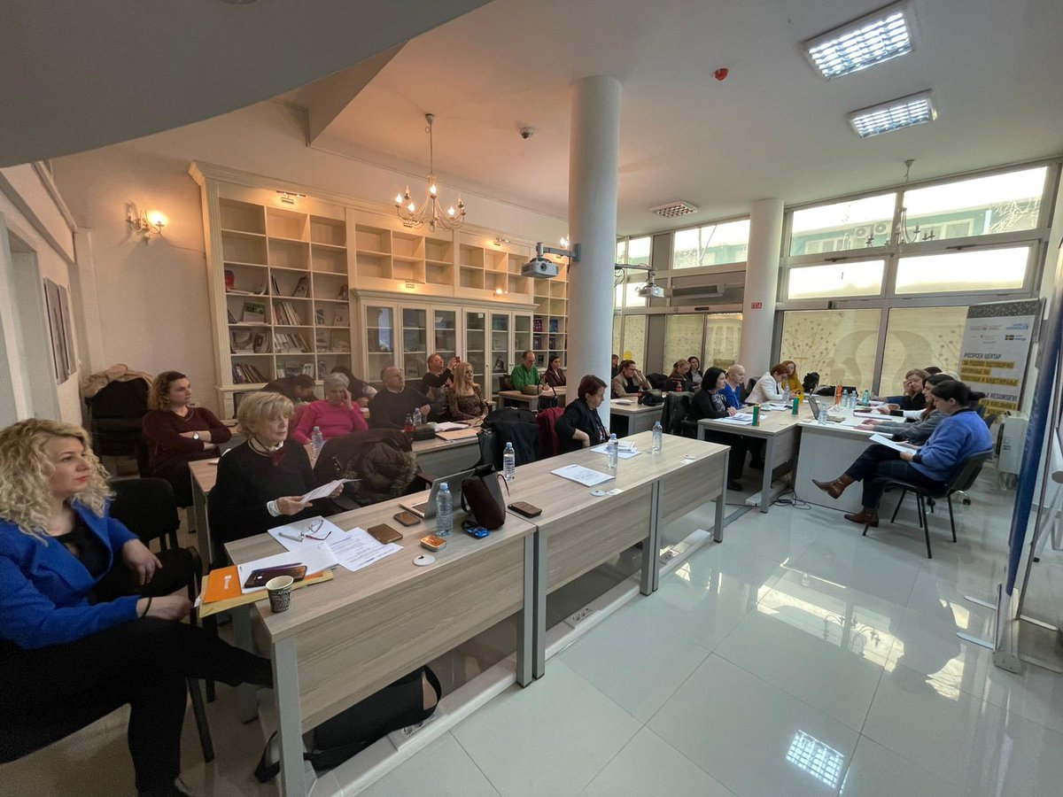 OSCE_Skopje's tweet photo. Stronger coordination 🤝 Shared responsibility ⚖️ Victims at the centre 💛

This week, the OSCE Mission to Skopje supported public debates on the national GBV Strategy 2026–2033 📑

Clear message: ending GBV requires coordinated, victim-centred action 💼 &amp; sustainable funding 💰 https://t.co/C9Tzwt8pzv