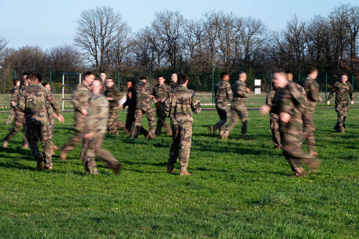 2e régiment de dragons tweet media
