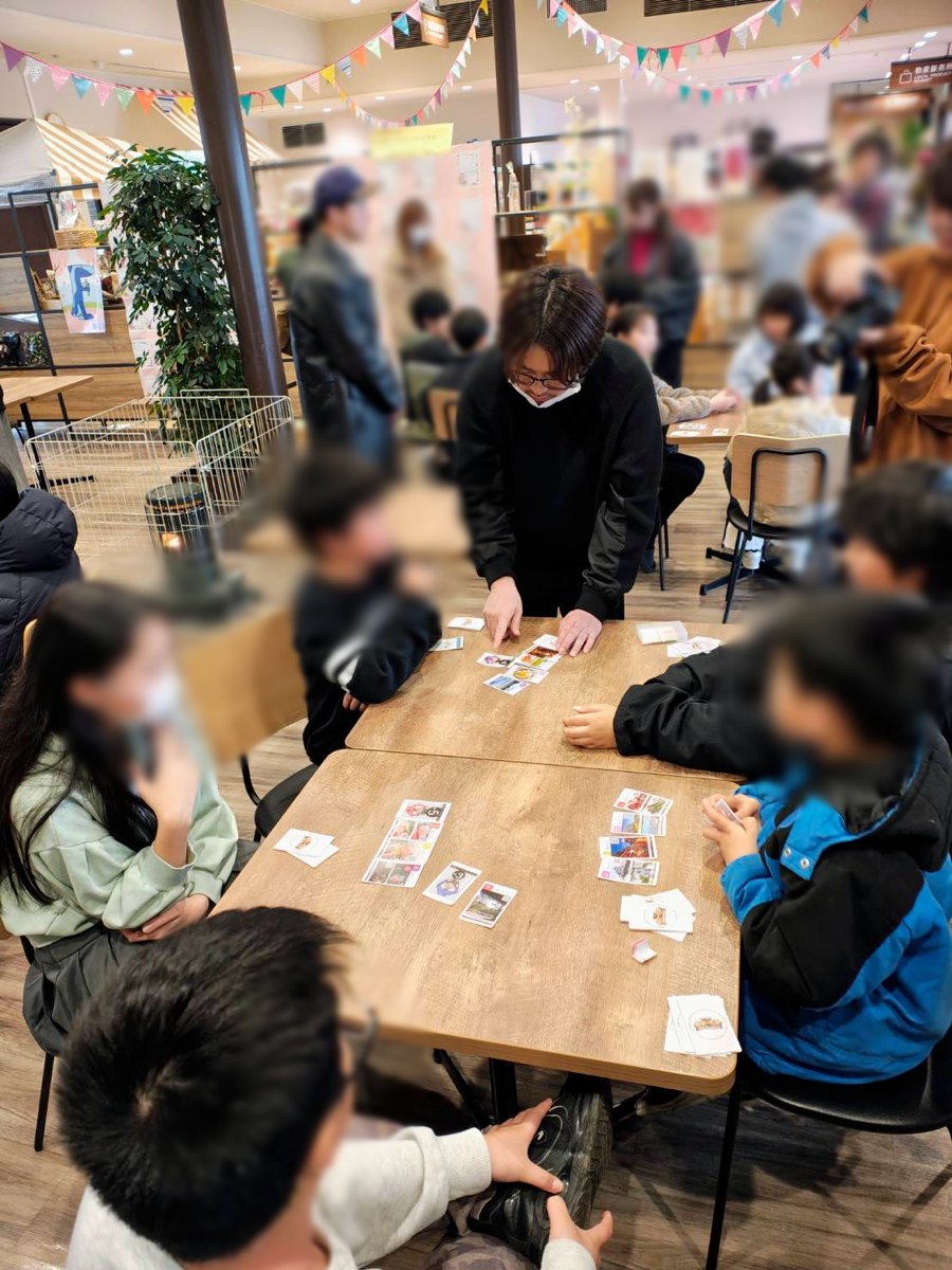 kasaharakent0's tweet photo. 【第1回ご当地カードゲーム大会 in 道の駅加治川】

3/1に道の駅加治川さんで開催された
「第1回ご当地カードゲーム大会」

市内の在住の小学生たちから
たくさんのお申し込みをいただき
当日は大盛況でした〜！

#道の駅加治川 
#新発田 
#ご当地カードゲーム 
#もうしんはったってよばないで https://t.co/zhrgw9HyoZ