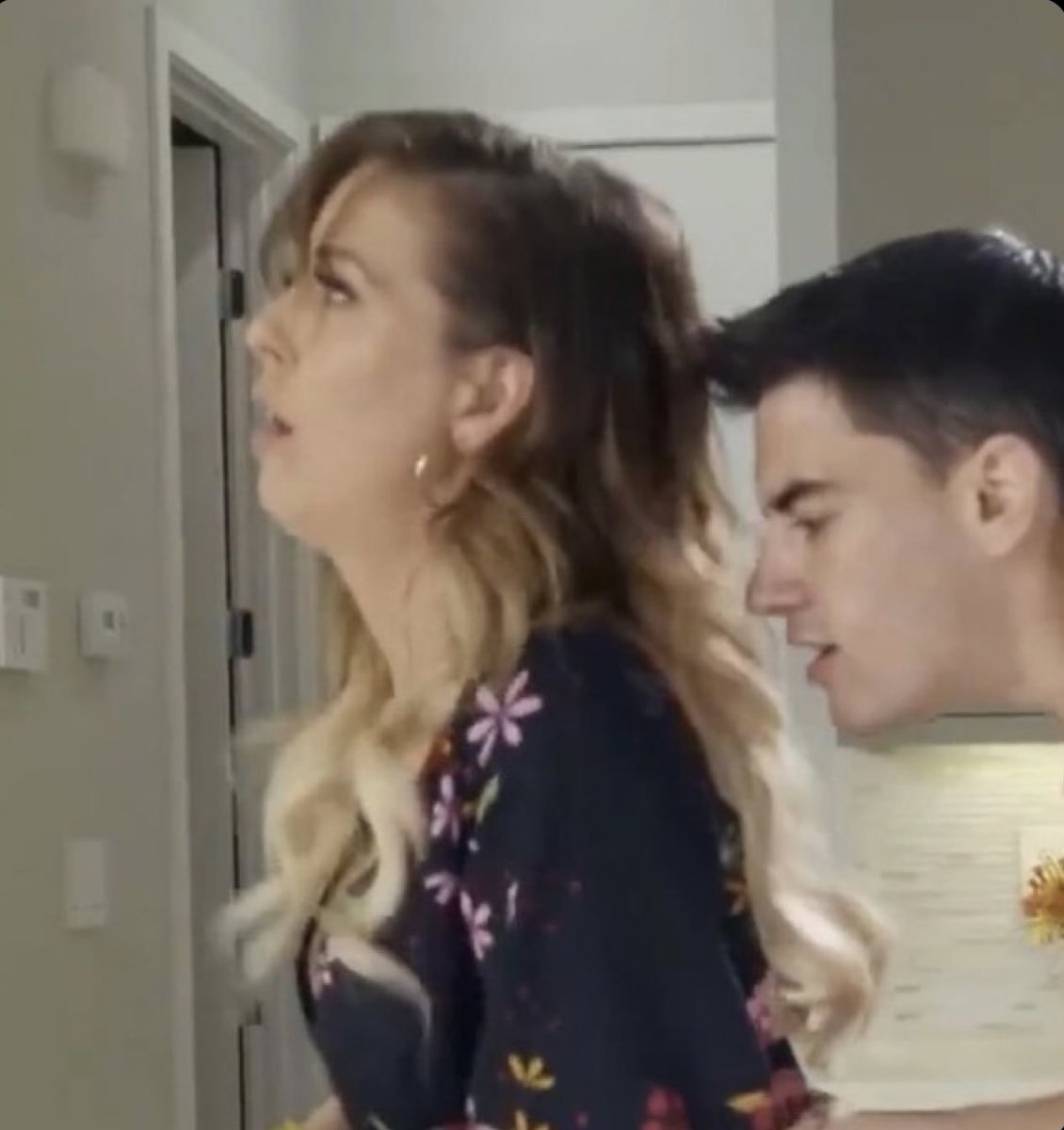 Finally found the full bestie🎥

A Thread👇🎥