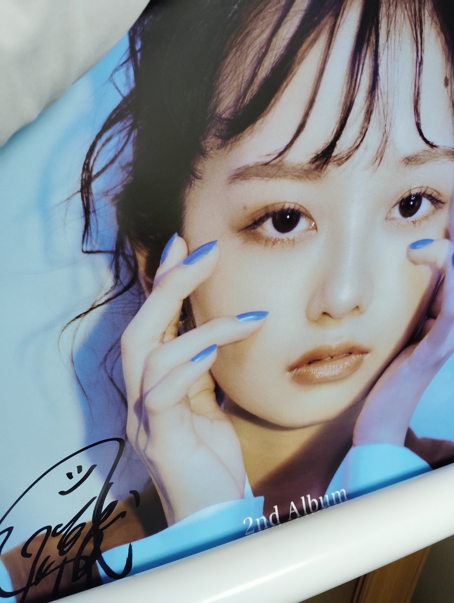 みなさんってポスターはどうやって飾ってるんですか？オススメのグッズ