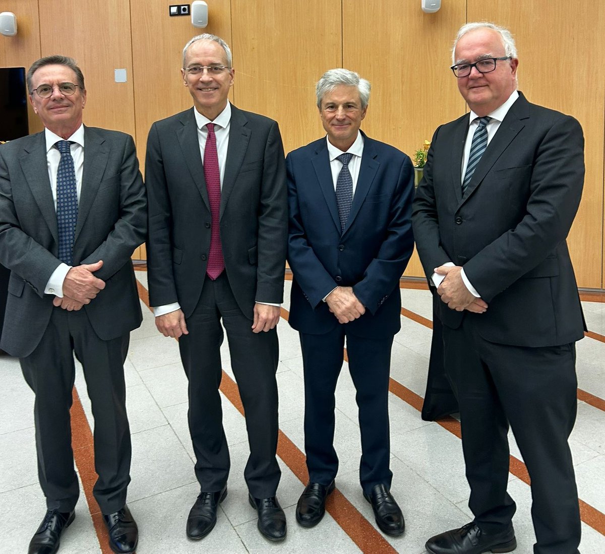 Colegio Notarial Valencia tweet media