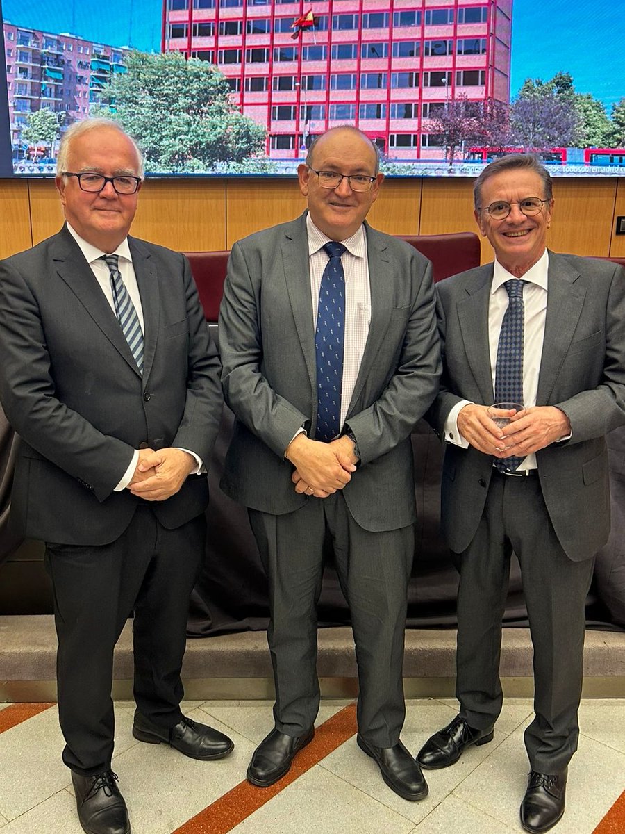 Colegio Notarial Valencia tweet media