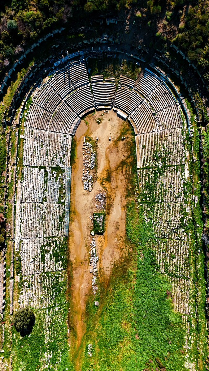 hakanmaras_'s tweet photo. Aydın'da bulunan birçok antik kentten bazıları;

📍Priene Antik Kenti
📍Magnesia Antik Kenti
📍Miletos Antik Kenti
📍Afrodisias Antik Kenti

#aydın #türkiye 

@GoTurkiye https://t.co/tCS6jfl3iP