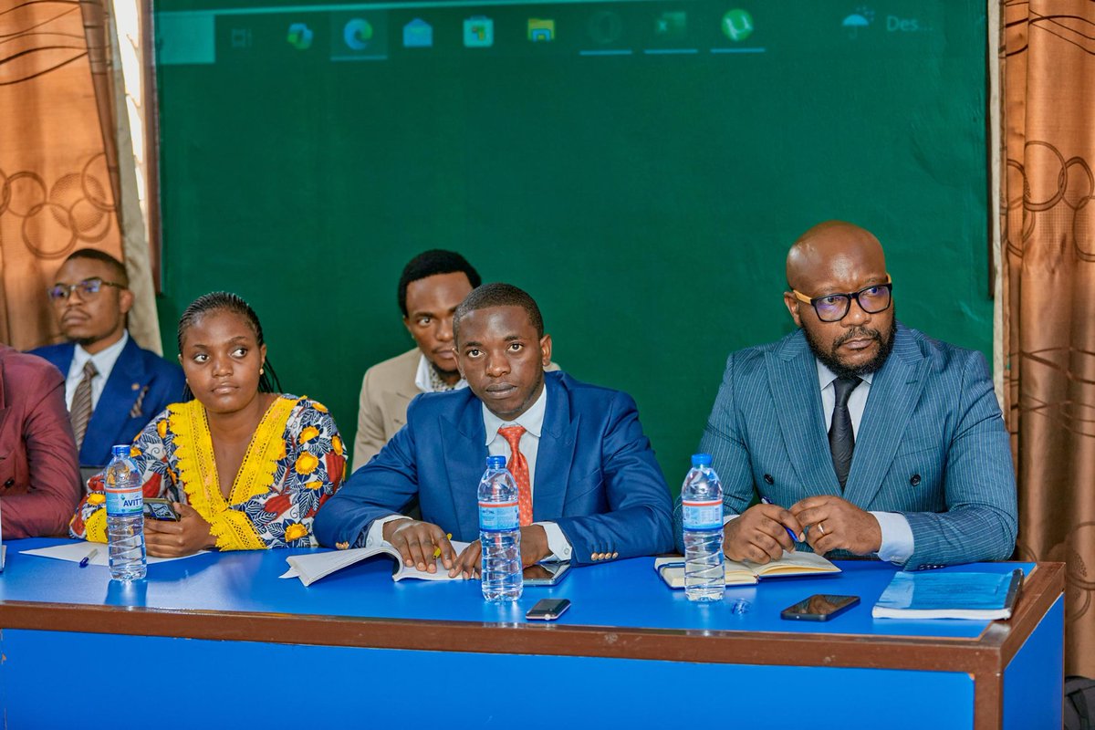 À l'occasion du 20e  anniversaire de la constitution du 18 février. J'ai eu l'occasion de croiser mon égard à celui du Professeur Ordinaire Wasso Misona Joseph, sur la problématique de la culture constitutionnelle en RD Congo dans une table ronde scientifique à l'<a href="/TwittULPGL/">ULPGL</a>