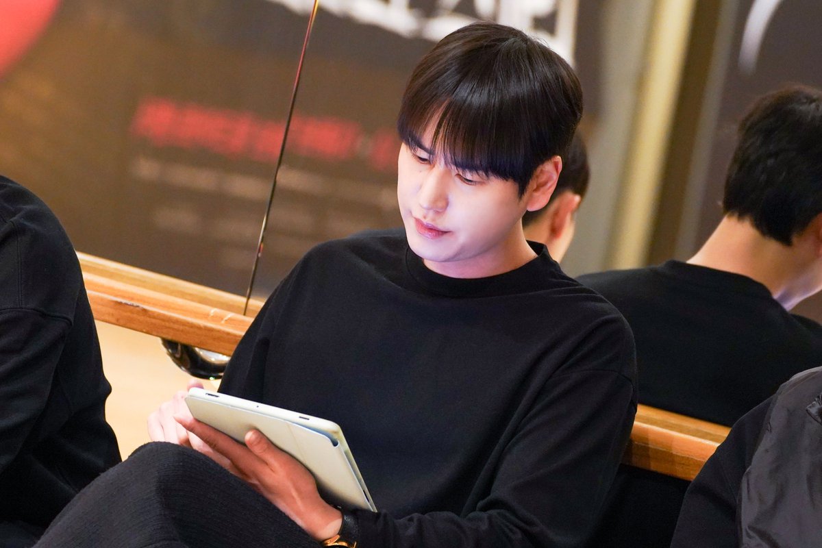 Veeee_013's tweet photo. 큐라이토🥰🥰

#KYUHYUN #규현 https://t.co/tbJrzAnIjw