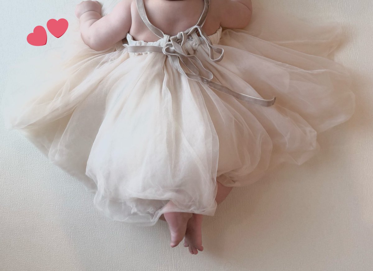 ひな祭り🎎は、お雛様がある我が家に両家に来てもらって週末にお祝いした🌸

娘におしゃれさせて、おうちで美味しいもの食べるささやかなお祝い楽しかった！
来年もみんなでお祝いできたらいいなぁ❣️