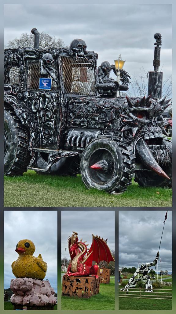#BoatingMondays This week we are on the 8 miles of  #MontgomeryCanal we took a walk to the #BRITISHIRONWORKCENTRE to see lots of sculptures made from mostly scrap metal. #BearsAfloat #Boatsthattweet #electricboats #ortomader