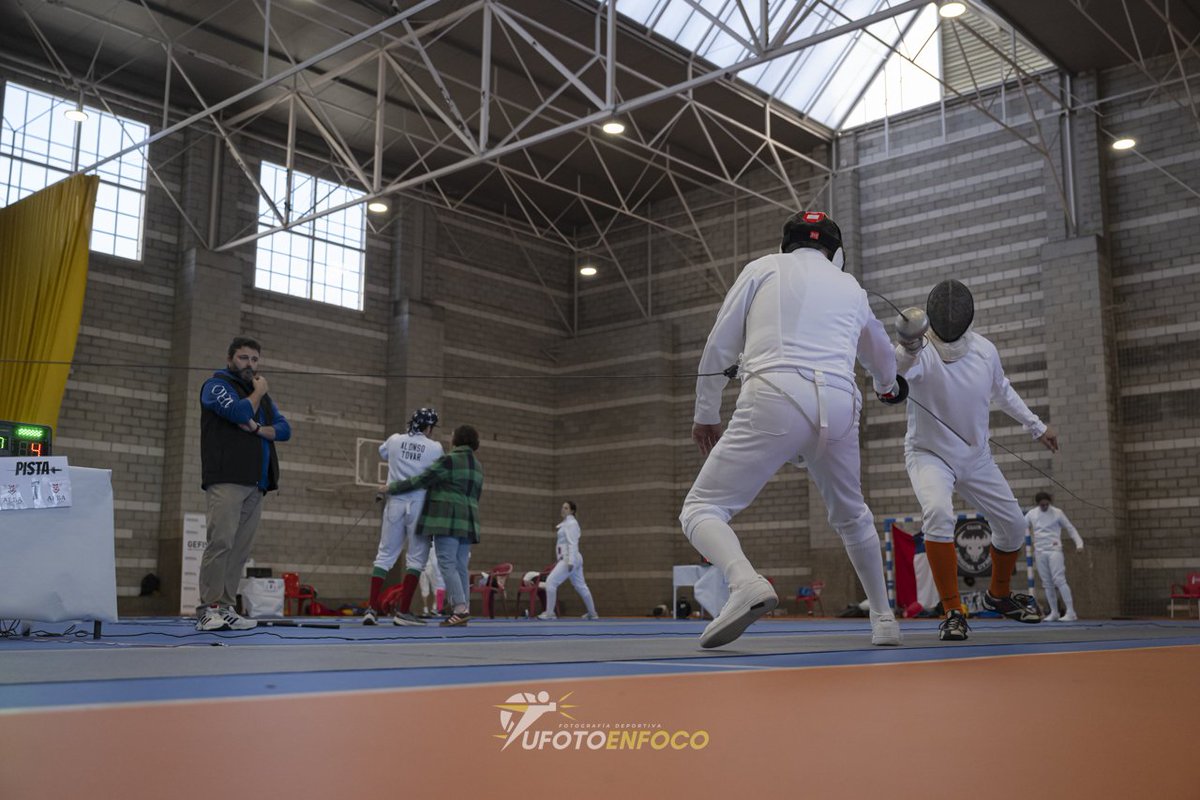 FcoVinuelas's tweet photo. II TORNEO DE ESGRIMA CIUDAD DE BADAJOZ.
@EsgrimaBadajoz https://t.co/C9sC3PuZFD