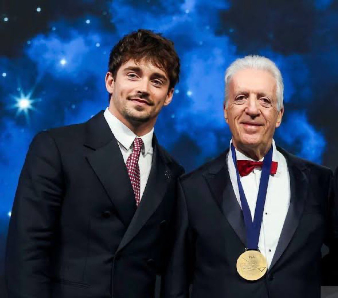 🎙️| Piero Ferrari:  
“Lo único que necesitamos es la felicidad de ver a Leclerc ser campeón”. 

#F1