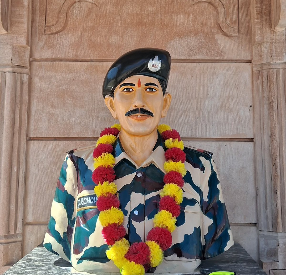 आज होली के शुभ अवसर पर गाँव जाकर पिताजी का आशीर्वाद लिया 🙏🏽🙏🏽 
आप सभी को होली की हार्दिक शुभकामनाएं।
राम राम सा 🙏🏽