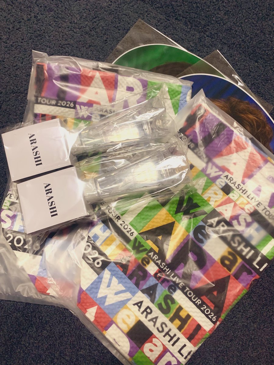 345_interior's tweet photo. 届いた♡とりあえずライブで必要なモノを購入！実感湧いてきた〜🥹🫶 https://t.co/5MOse0GDCE