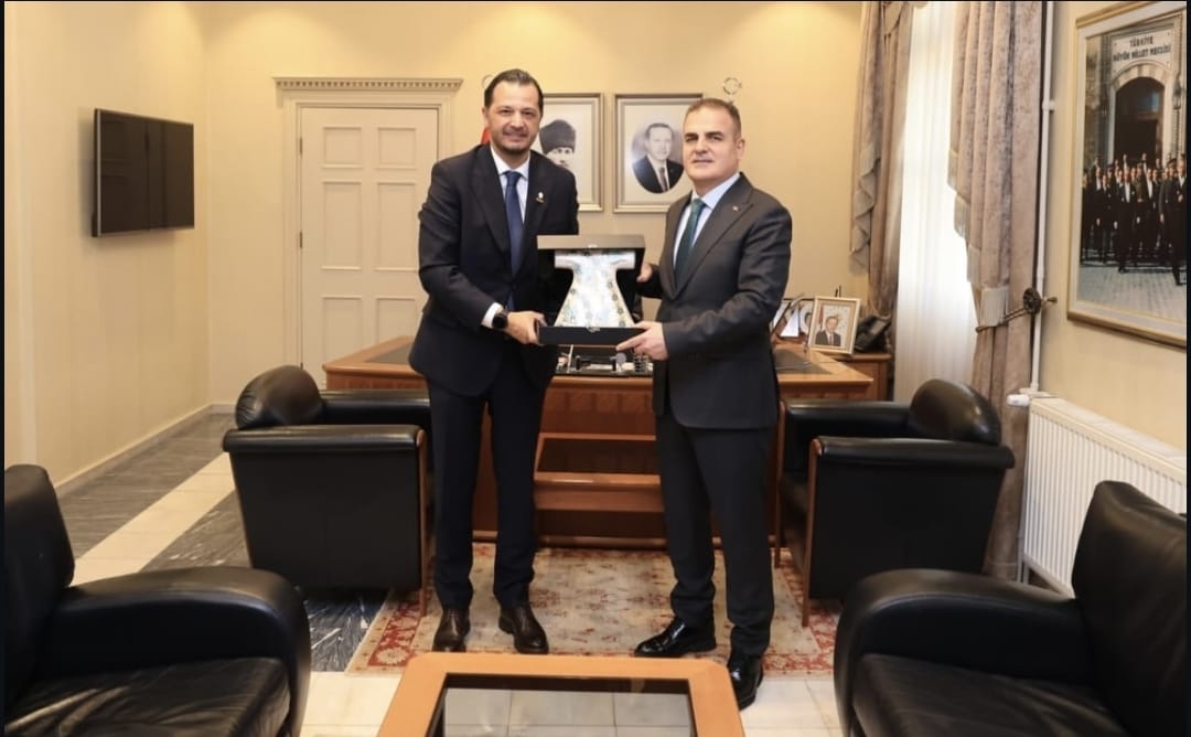 TÜRSAB Kültür Turizmi İhtisas Başkanımız Sayın Hakan Çokgezen, 2 Mart Pazartesi günü Muğla Valisi Sayın Dr. İdris Akbıyık’ı makamında ziyaret etti.

Gerçekleştirilen görüşmede, Birliğimiz bünyesinde faaliyetlerini sürdüren İhtisas Başkanlıklarının çalışmaları hakkında kapsamlı