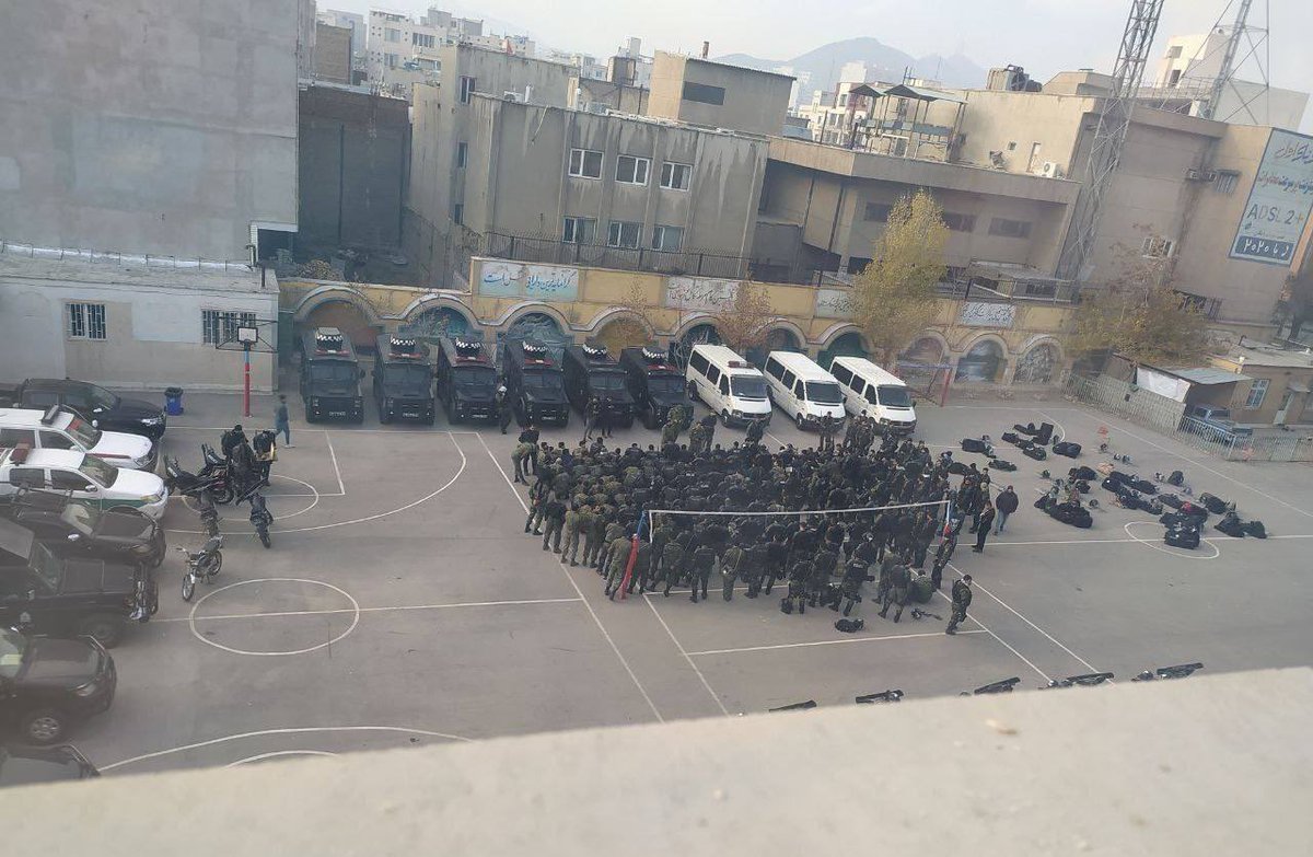 هستان tweet media