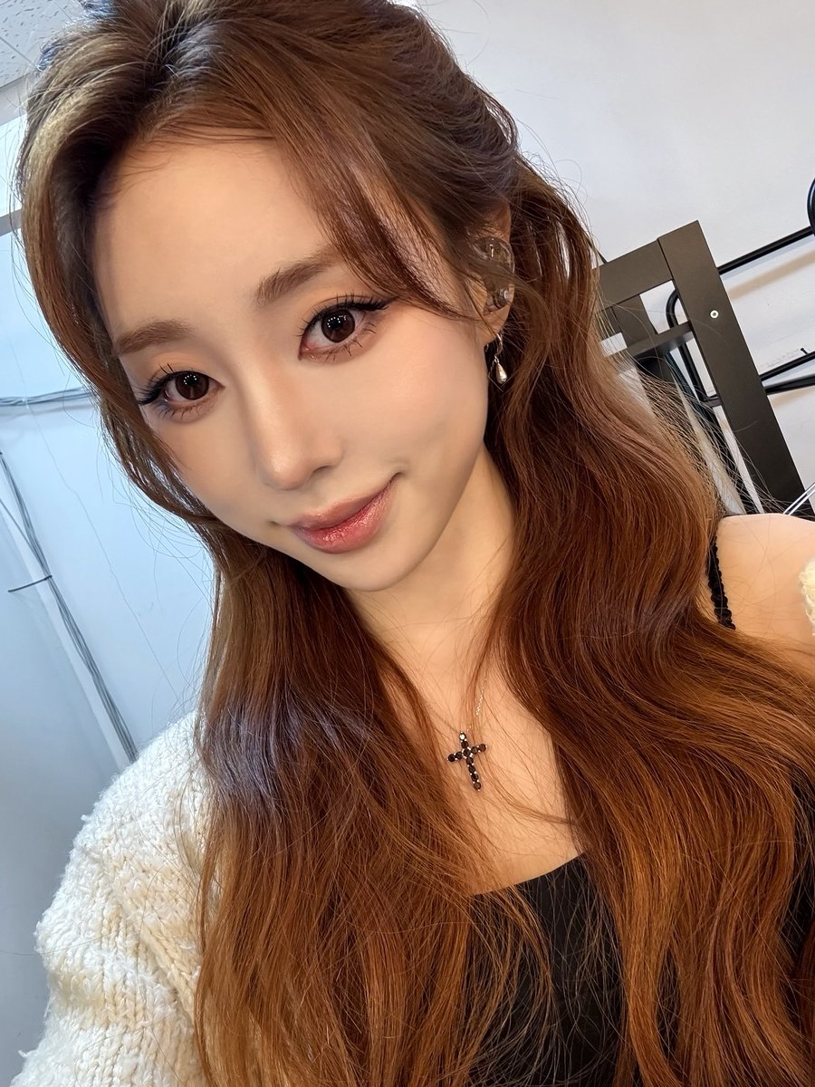 우주소녀 tweet media
