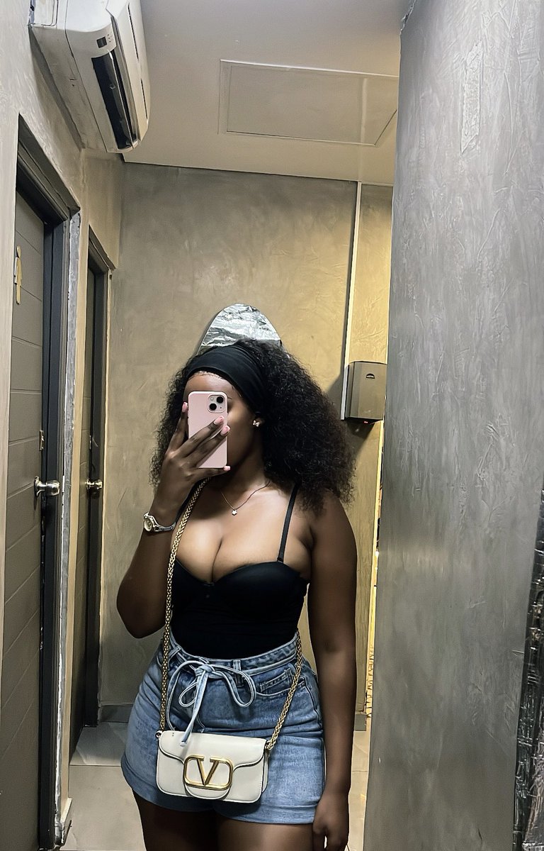 Ndabaaaaagirl's tweet photo. 🤍 https://t.co/b9yEaFkno3