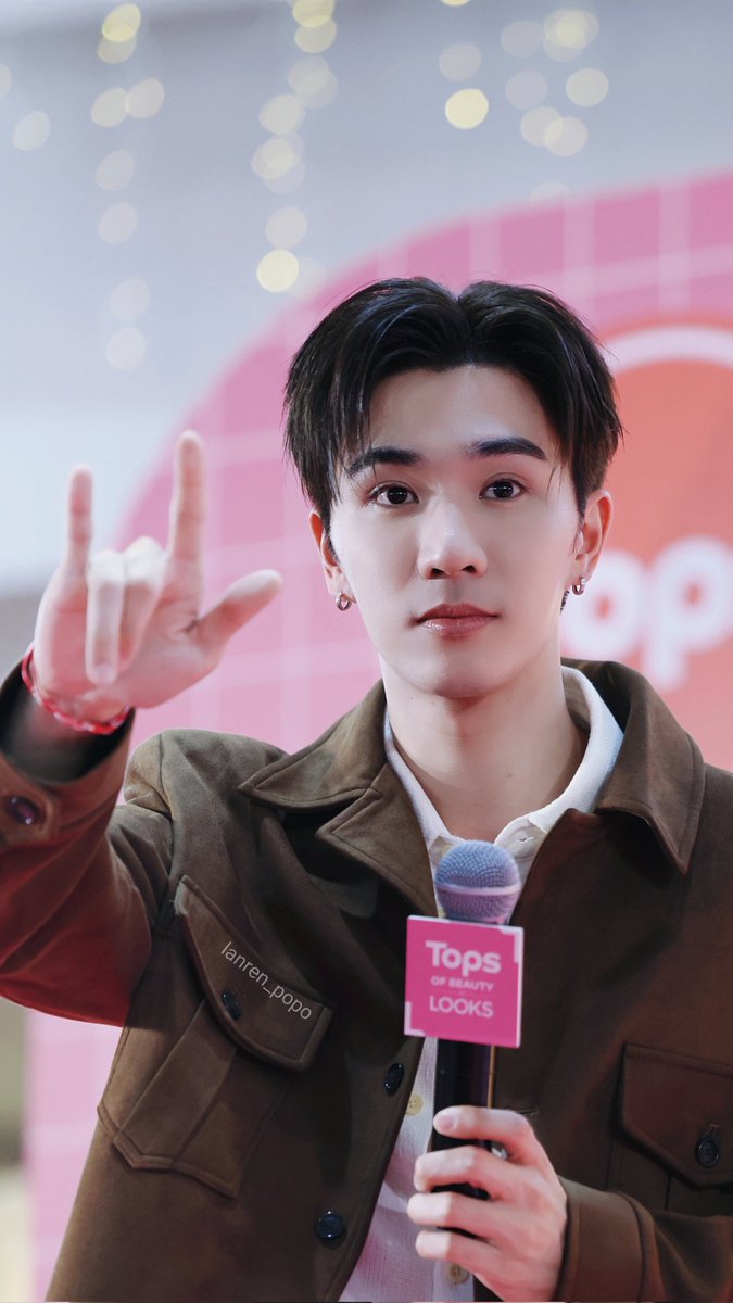 BOOM TREND || Round 9 (Last Round)
Like, repost, quote and reply separately:

PERTH WITH PANTENE AT TOPS

#PanteneTreatmentxPerth
#PerthTanapon #KDPPE

Perth, a constellation in motion.

A quiet storm wrapped in light.

Soft smile, unbreakable spirit.

Golden heart beneath bright