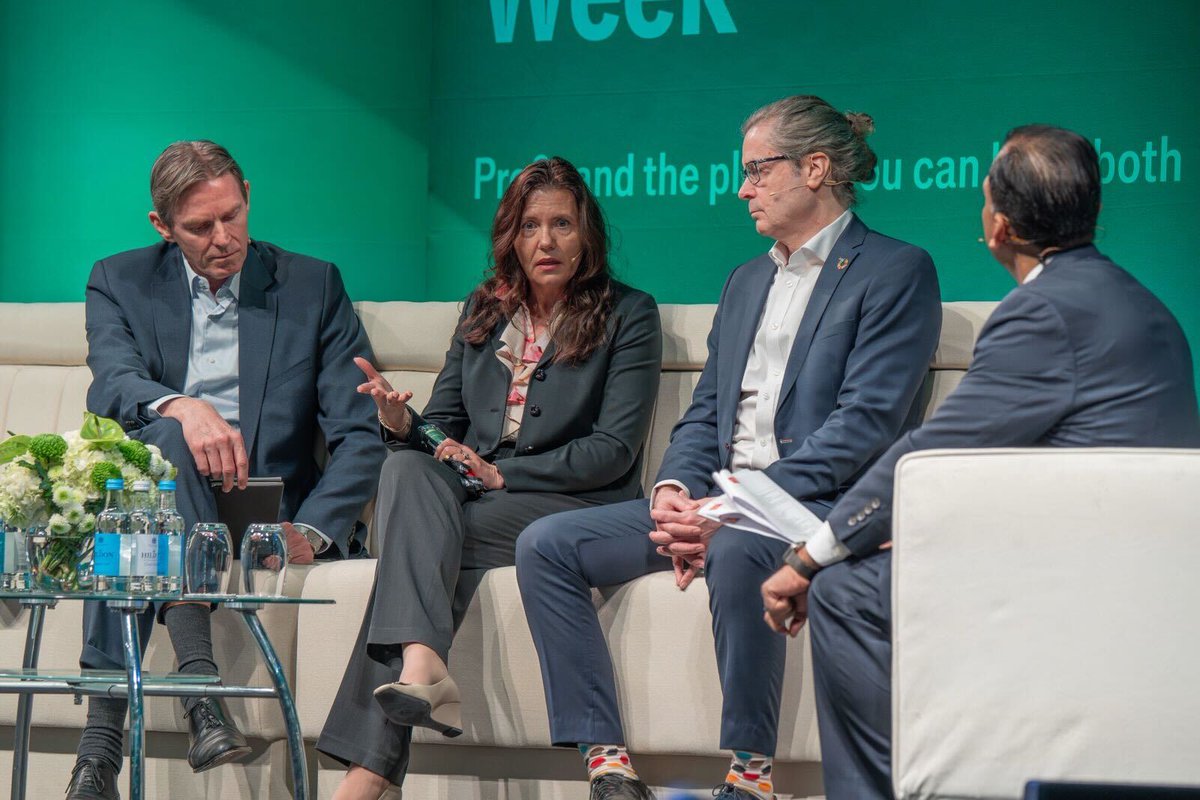 EconomistEvents's tweet photo. Leaders from @Unilever and Sustainability Week sponsors ACT Group and @globalcompactuk discussed how procurement is becoming a strategic lever for net-zero supply chains. 

View speakers: https://t.co/W3KfsRtSM7

#EconSustainability https://t.co/mMk3ZQSVyo
