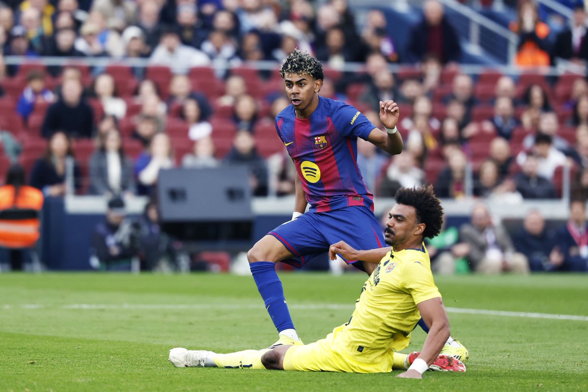 🚨🚨 « 𝗟𝗘 𝗙𝗢𝗢𝗧𝗕𝗔𝗟𝗟 𝗘𝗦𝗧 𝗗𝗘𝗩𝗘𝗡𝗨 𝗛𝗢𝗥𝗥𝗜𝗕𝗟𝗘, 𝗝’𝗔𝗜 𝗗𝗘́𝗖𝗜𝗗𝗘́ 𝗗’𝗔𝗥𝗥𝗘̂𝗧𝗘𝗥 𝗗𝗘 𝗥𝗘𝗚𝗔𝗥𝗗𝗘𝗥 𝗟𝗘 𝗙𝗢𝗢𝗧. » 🤯❌

Ruud Gullit 🇳🇱, ancien Ballon d’Or, se dit DÉGOÛTÉ du niveau du foot en 2026 🤮 :

« Je n'apprécie plus notre sport. J'ai