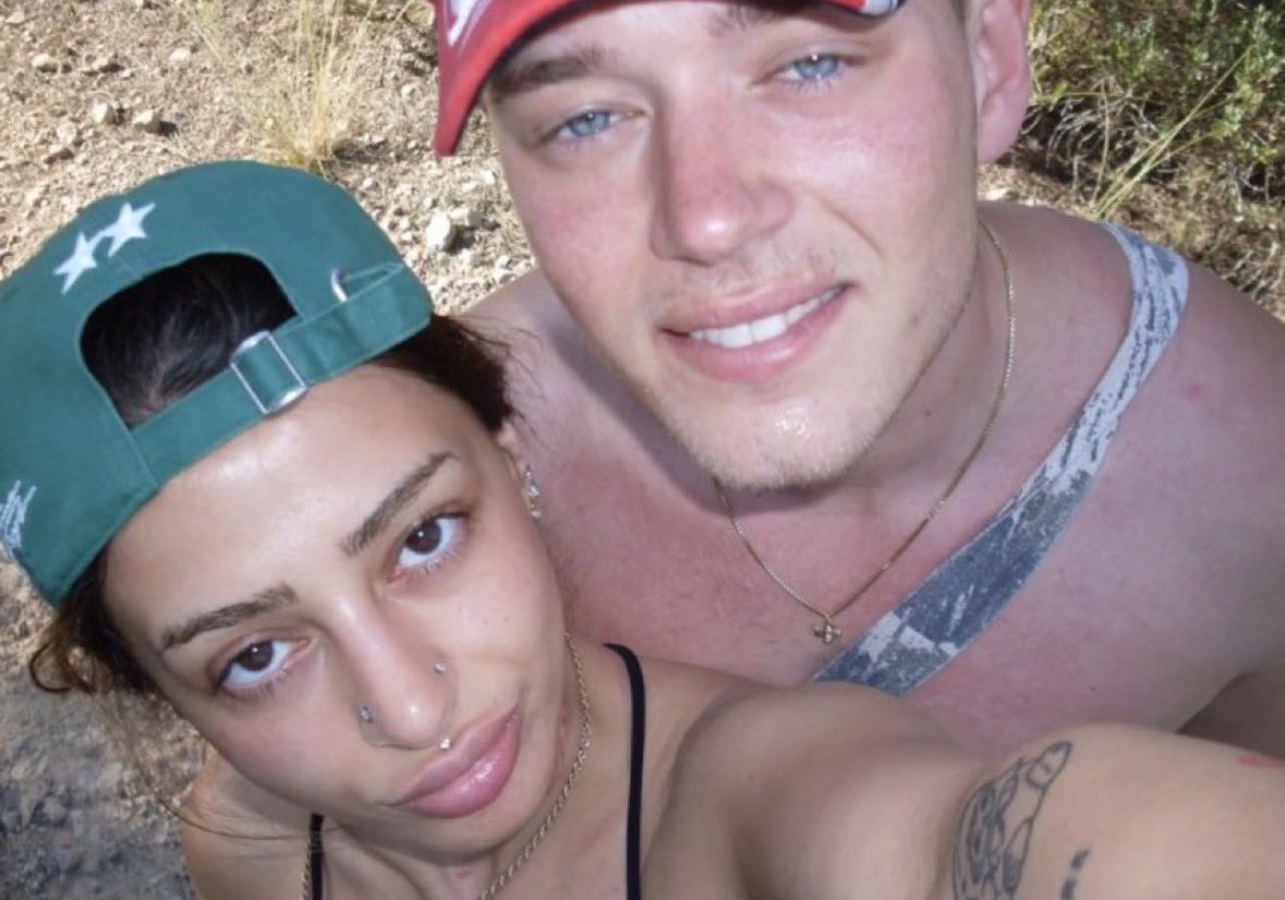 tunalp (@bl0ndediife) on Twitter photo 