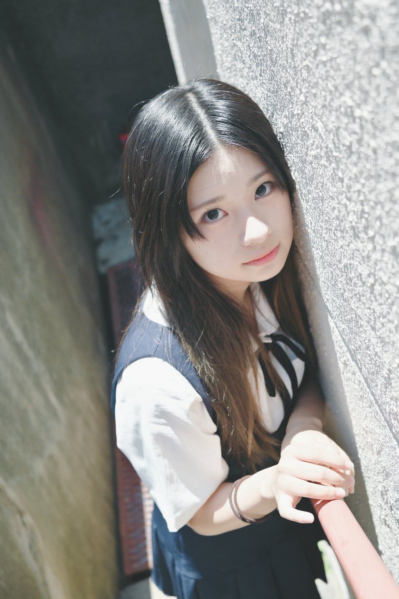 もうすぐで高校生終わり、、。
でも大学生活楽しみです😽💕
3/22(日)の撮影会！！着物着ますよん👘予約のページに写真載ってます！！
みんな来てね〜🥹🥹
#撮影会 #ポートレート #被写体