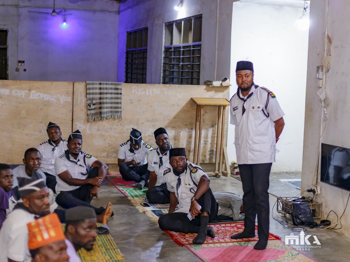 Khuddam Ghana tweet media