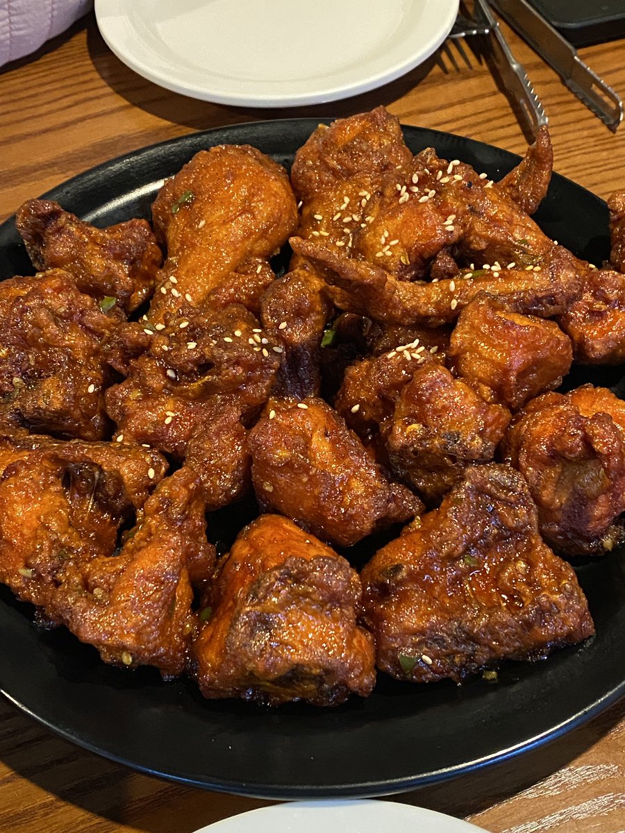 chaneeat's tweet photo. 치킨이 땡기는 날.. https://t.co/MTMaN6gMb0