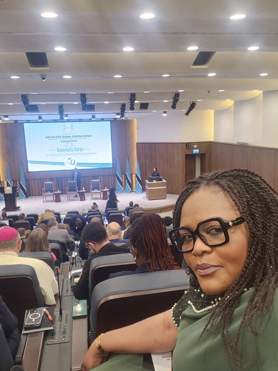 NG Lauria tweet media