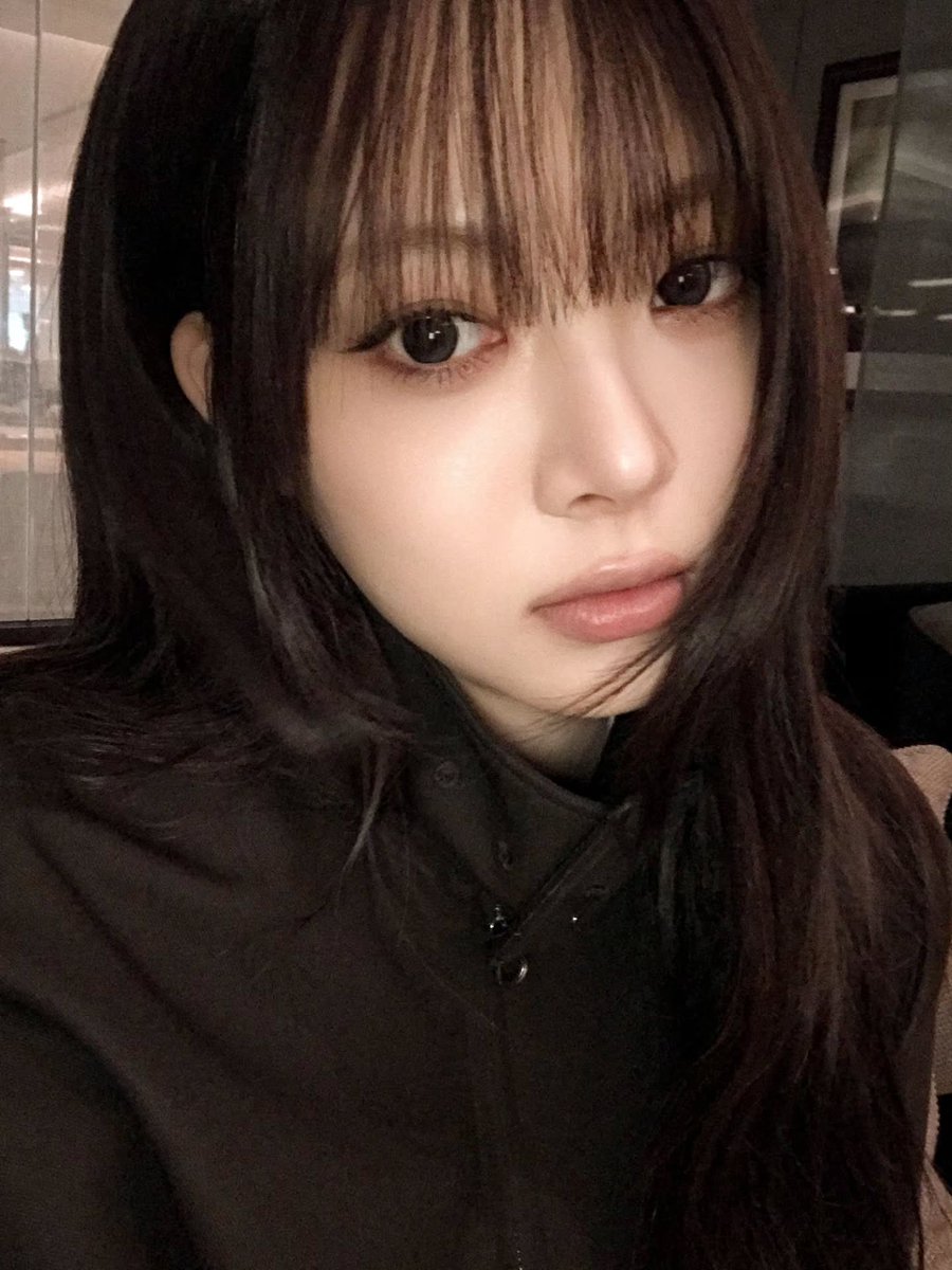 le sserafim pics tweet media