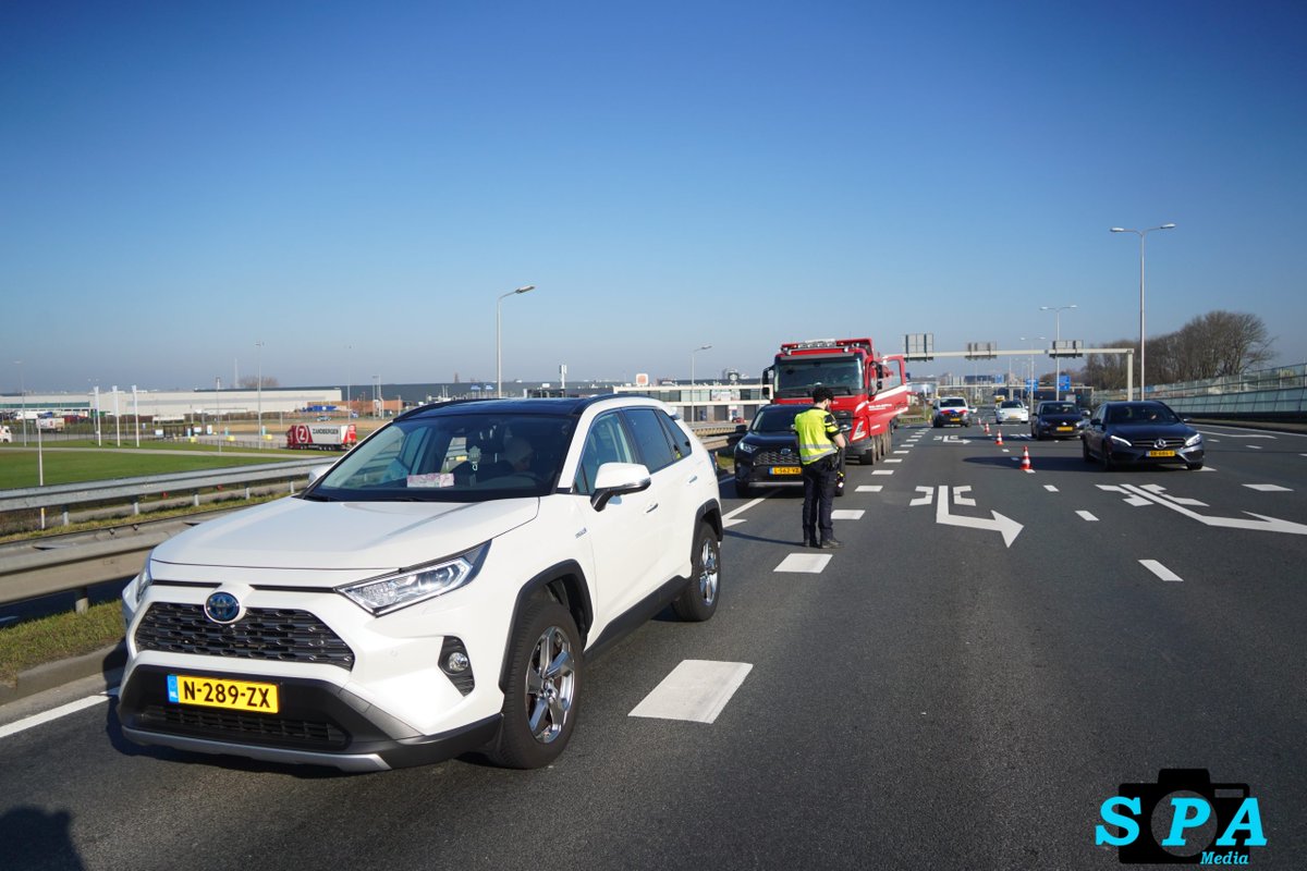 Kop-staart botsing drie voertuigen N209 Bleiswijk