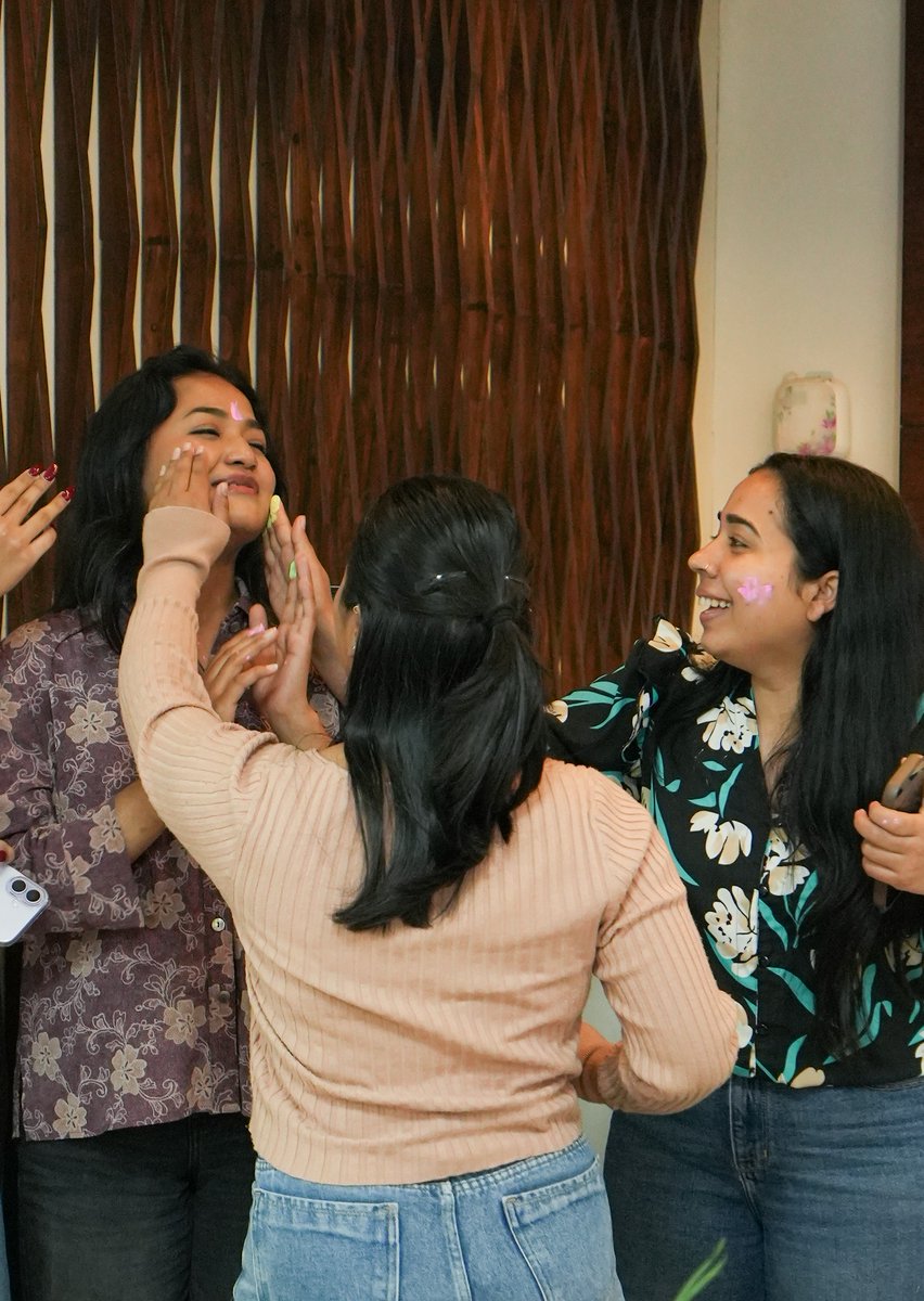 DermaPurity's tweet photo. You know it’s Holi when the clinic turns colourful. ✨

The team showed up in theme, with gujiya, snacks, cold drinks, and a plate of gulaal adding to the vibe.

Just our team, some colour, and festive moments.

Happy Holi from all of us! https://t.co/YBOyRNsNbg