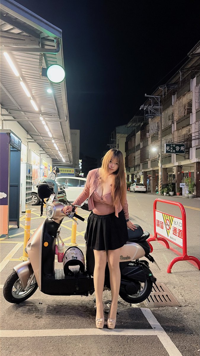 涵♡Han tweet media