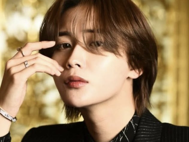 昼職ホス狂い tweet media