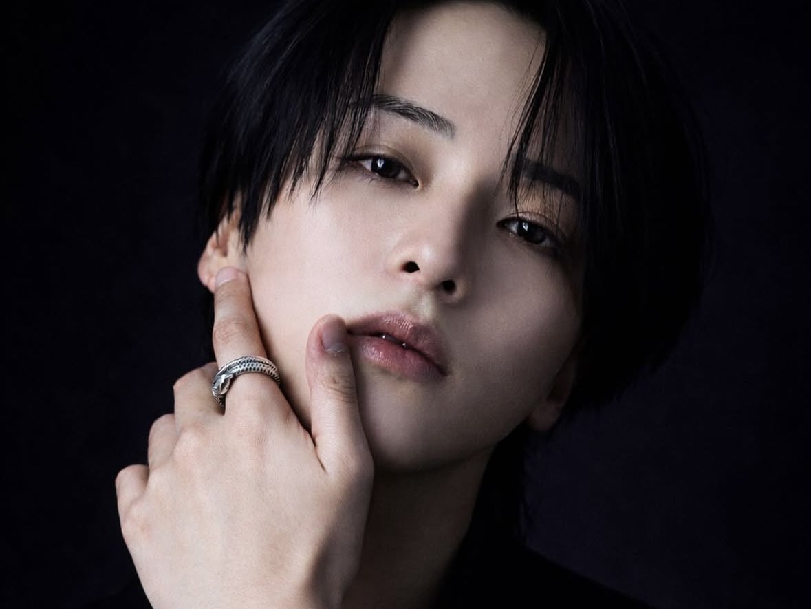 昼職ホス狂い tweet media