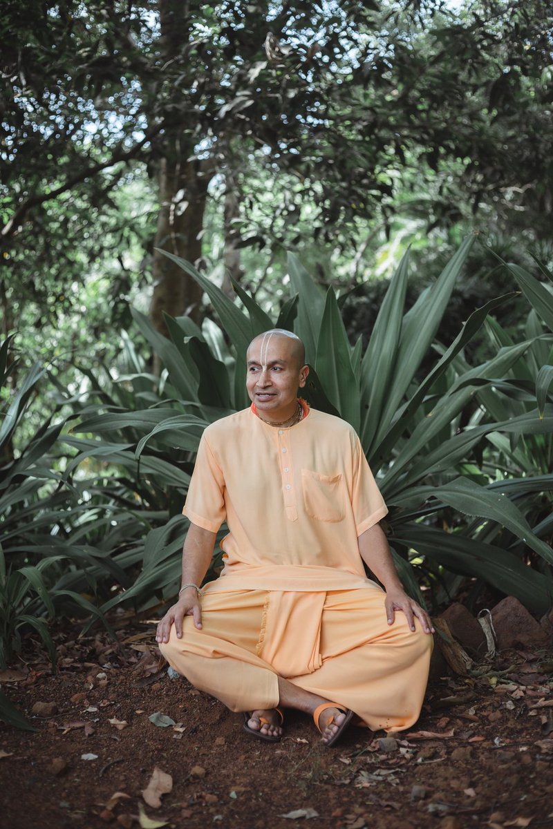 GaurangaDas's tweet image. Before asking anything from Krishna...
Thank him for everything you have.

#thankgod #harekrishna #thankyoukrishna