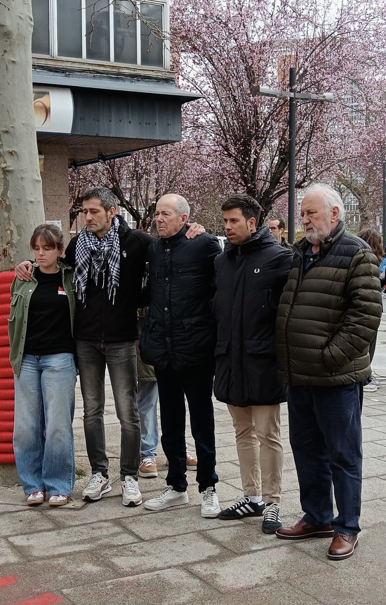 GUREA DA tweet media