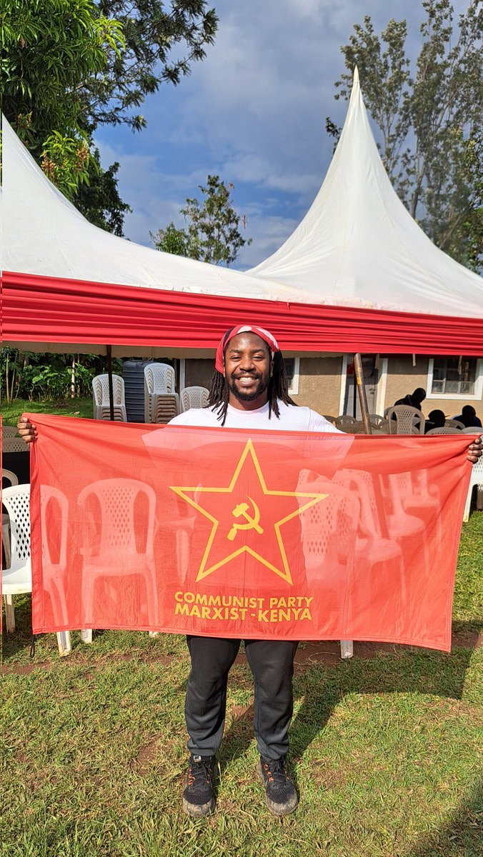 EricMahasi's tweet photo. The Pio Gama Pinto Ideological School under the Communist Party Marxist-Kenya @CommunistsKe successfully held its second cadre Pass Out Parade. Congratulations to all cadres who passed out. Let us keep building a Party of a new type. 🫡 #FreeBooker #HandsOffCPMK https://t.co/84oldaWV49