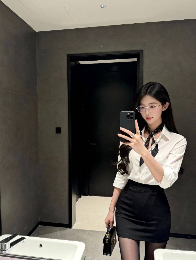 语文老师 tweet media