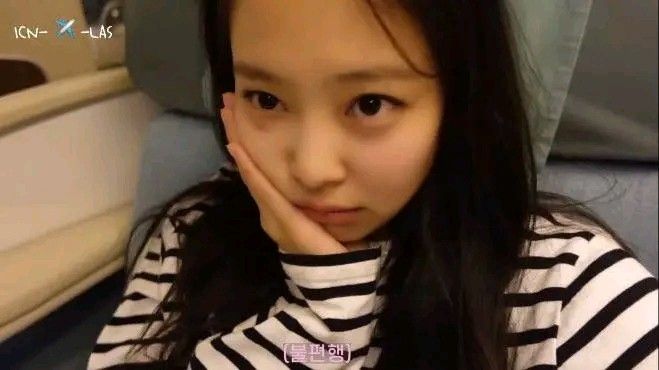 MANTRAGRL's tweet photo. only her 🐻౨ৎ⠀ https://t.co/LsHxSPes9g