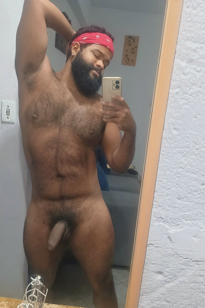 n1quel10's tweet photo. Acordei 🙇🏾🐻 https://t.co/iDA6H4gEaJ
