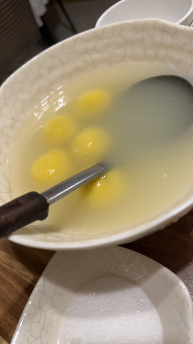 Your JunJun 💬 tweet media