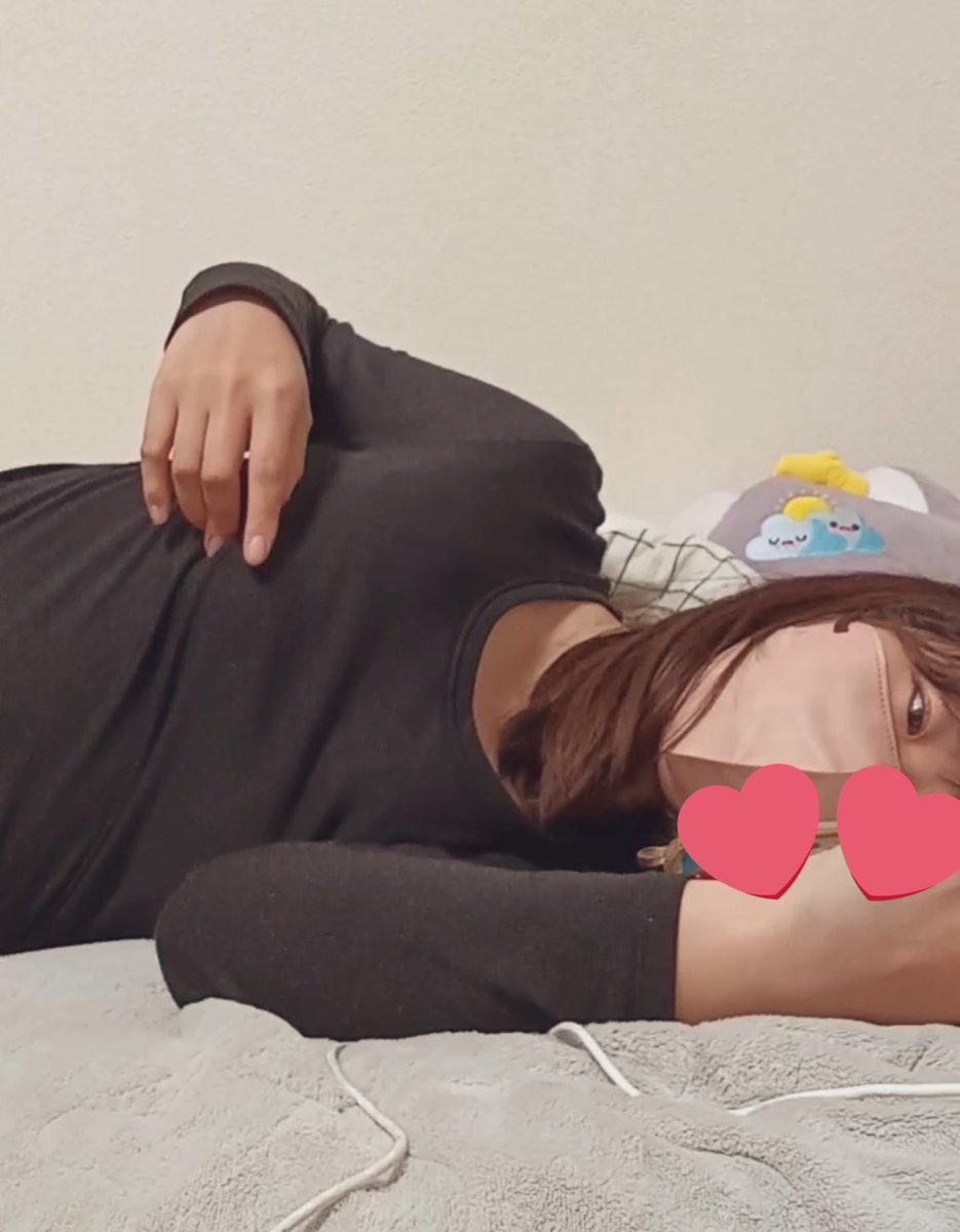 nncha123's tweet photo. オナニー動画買ってくれないかなぁ。。？
#オナニー
#裏垢女子 https://t.co/EqNSBUYl8Q