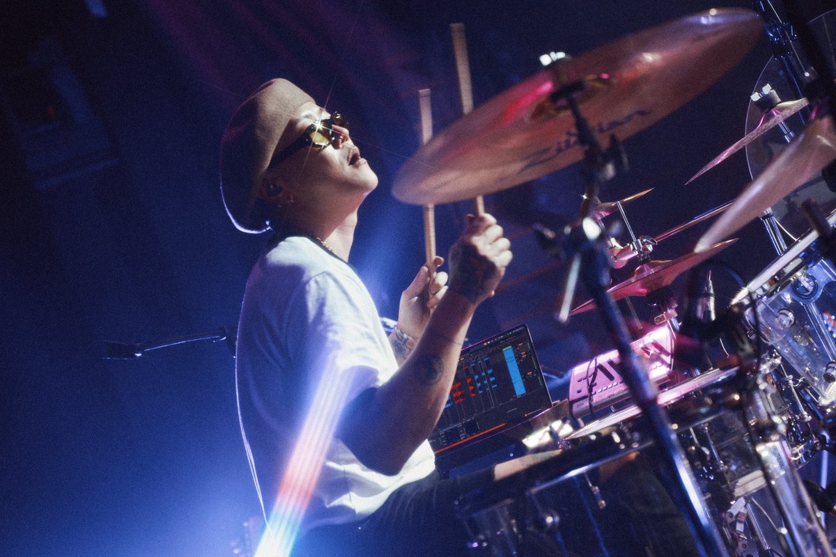 솔루션스 THE SOLUTIONS tweet media