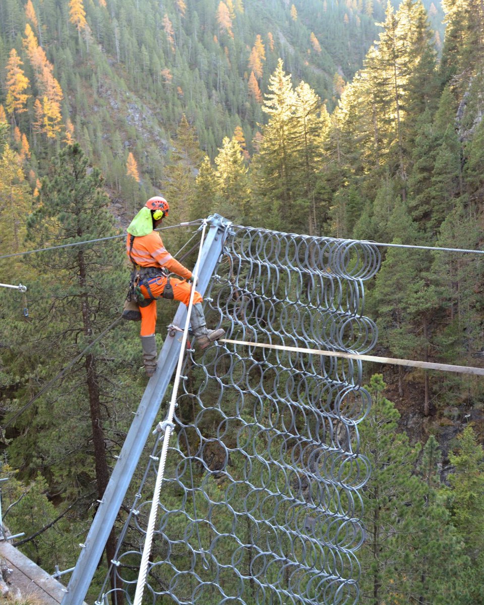 geobrugg's tweet photo. #GeoParts No. 1: Our modular post heads for #rockfallbarriers enable easy repairs, less material use, and longer life. Because we engineer every detail with one goal: maximum protection with minimum resource use. #RockfallProtection #GeotechnicalEngineering https://t.co/NRbPwwMjb4