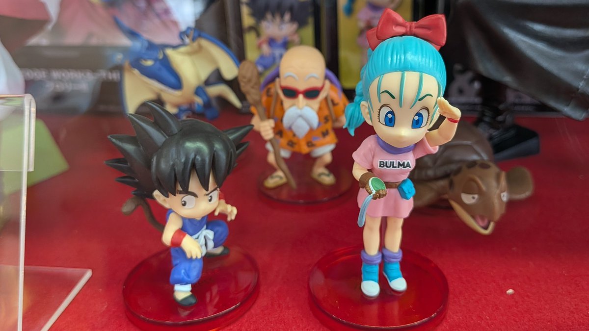 ワーコレまでも箱のデザインこれなのはかなり嫌だなぁ… 左右の黒枠が