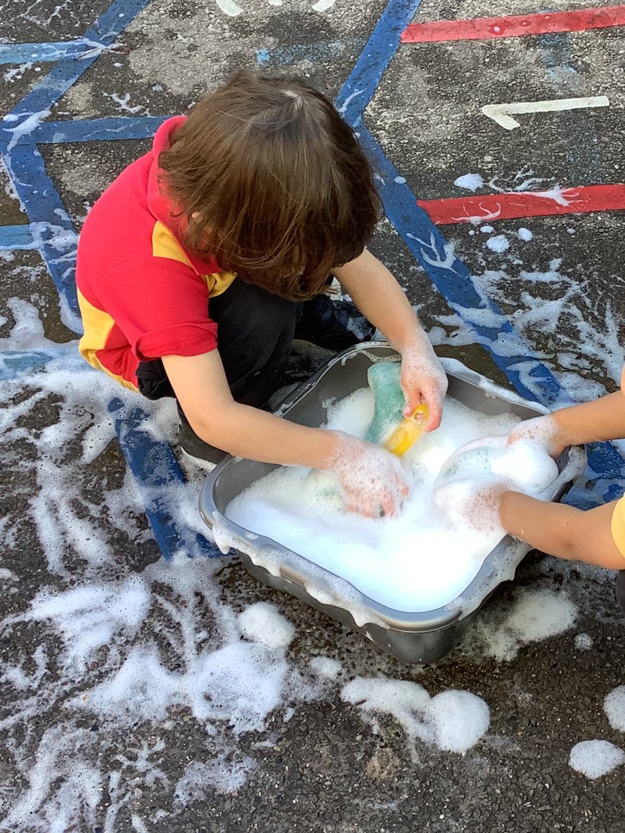 St James's Catholic Primary School tweet media